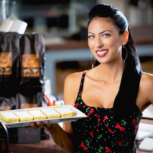 Meet your Posher, Brittni - Picture 9 of 9